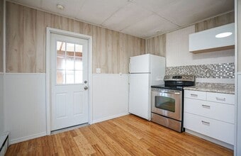 148 Allen St in Springfield, MA - Building Photo - Building Photo