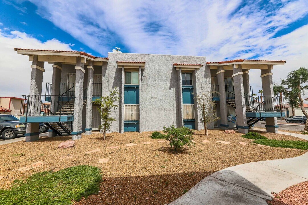 3649 S Van Dyke Ave-Unit -Van Dyke Ave 3649-#C in Las Vegas, NV - Building Photo