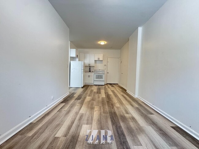 824 McDonald Ave in Brooklyn, NY - Building Photo - Building Photo