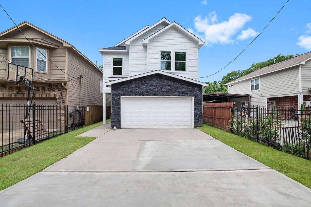 6623 Cohn St in Houston, TX - Building Photo