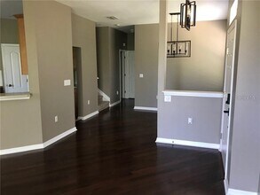 7542 Red Mill Cir in New Port Richey, FL - Building Photo - Building Photo