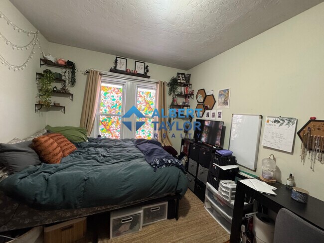 101 Heath St, Unit 1 in Somerville, MA - Building Photo - Building Photo