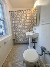 11 Gray St in Cambridge, MA - Building Photo - Building Photo