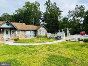 6703 Token Valley Rd in Manassas, VA - Building Photo - Building Photo