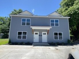 409 E 17th St in Hopkinsville, KY - Building Photo