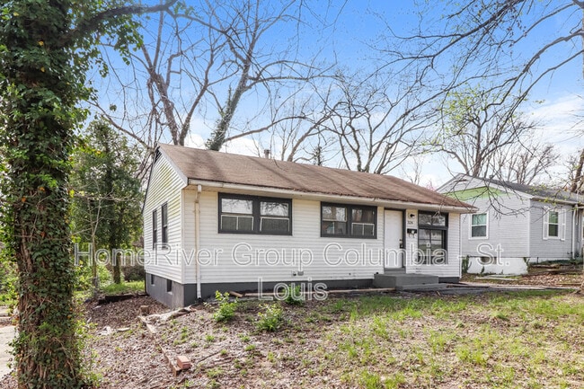 324 Cameron Rd in St. Louis, MO - Foto de edificio - Building Photo