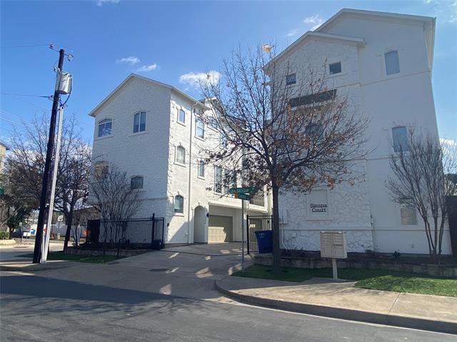 property at 1529 Sienna Ct