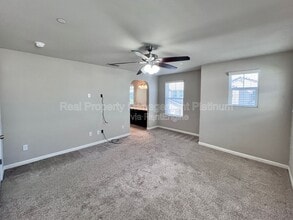 3682 Friendship Ln in Clovis, CA - Building Photo - Building Photo