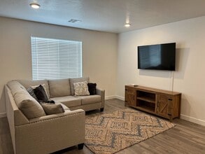 280 W 2050 N in Cedar City, UT - Building Photo - Building Photo