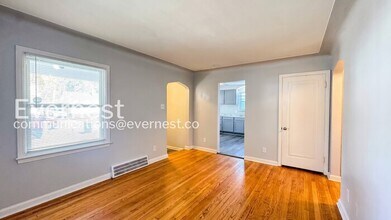 20244 McCormick St in Detroit, MI - Building Photo - Building Photo