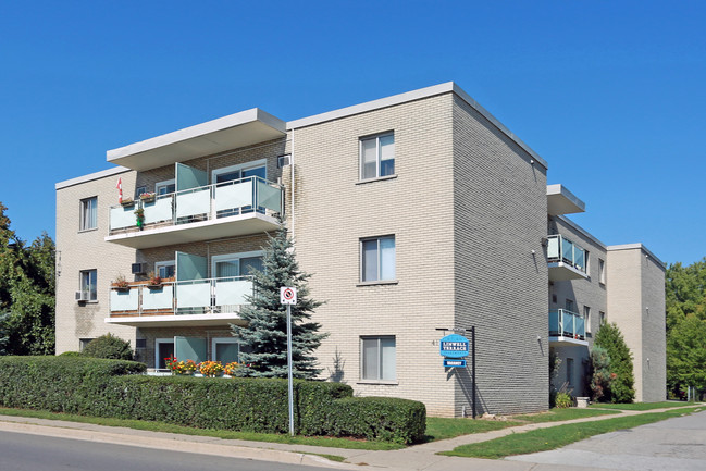 Linwell Terrace in St Catharines, ON - Building Photo - Primary Photo