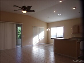 1933 W Shanelle Path in Lecanto, FL - Building Photo - Building Photo