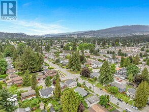 2998 Vincent St in Port Coquitlam, BC - Building Photo - Building Photo