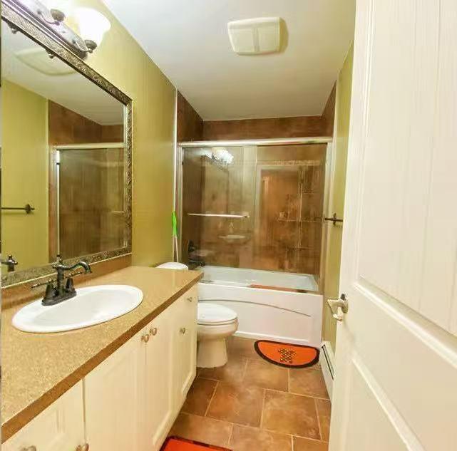 15447-1537A 37a Ave in Surrey, BC - Building Photo - Building Photo