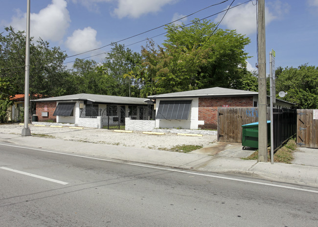 14355 NE 6th Ave in Miami, FL - Building Photo - Building Photo