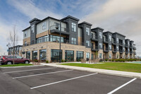 Randall Residence at Gateway Park in Greenfield, IN - Foto de edificio - Building Photo