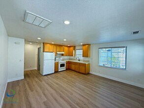 7661 Forest St in Gilroy, CA - Building Photo - Building Photo