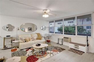 101 N Birch Rd in Fort Lauderdale, FL - Building Photo - Building Photo