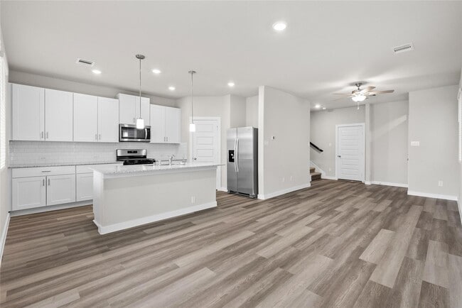 property at 594 Avisa Dr