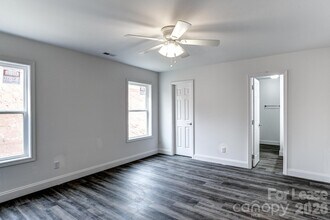 261 Quinn Hill Ln in Mars Hill, NC - Building Photo - Building Photo