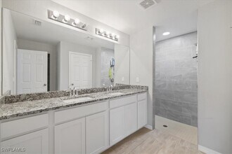 315 SW 31st Pl in Cape Coral, FL - Building Photo - Building Photo