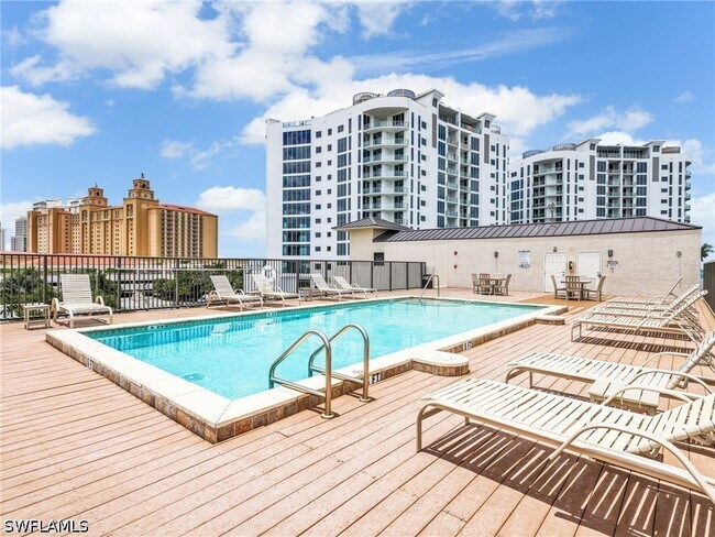 property at 260 Southbay Dr