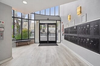 4532 Murietta Ave in Sherman Oaks, CA - Building Photo - Building Photo