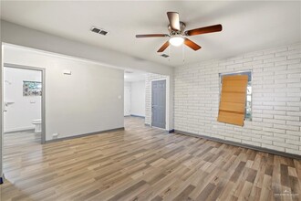 303 S 26th St in Donna, TX - Building Photo - Building Photo
