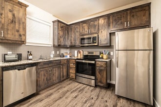 2307 N Elm St in Denton, TX - Building Photo - Building Photo