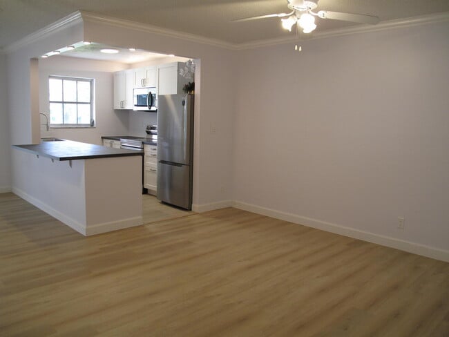 1102 North Dr in Delray Beach, FL - Building Photo - Building Photo