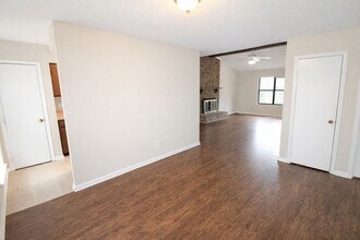 5543 Great Wagon Rd in Charlotte, NC - Building Photo - Building Photo