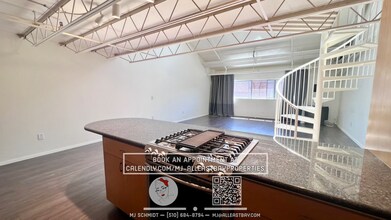 6031 Christie Ave in Emeryville, CA - Building Photo - Building Photo