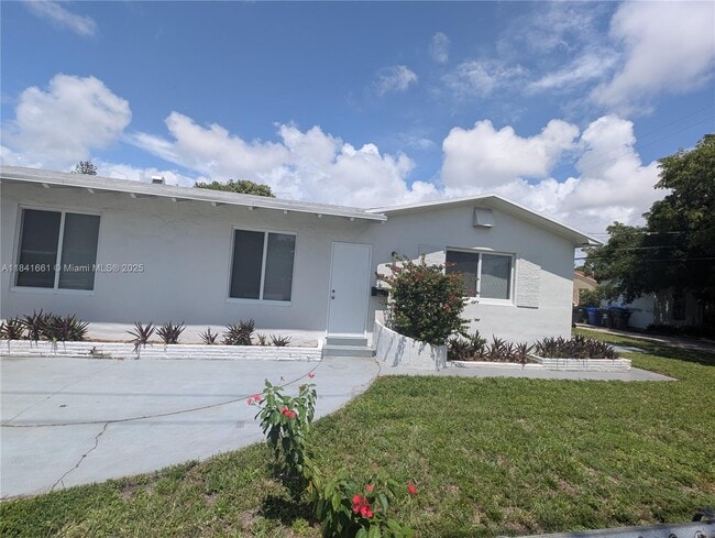 property at 1108 N 19th Ave