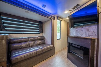 1905 W St Louis St in Tampa, FL - Foto de edificio - Building Photo