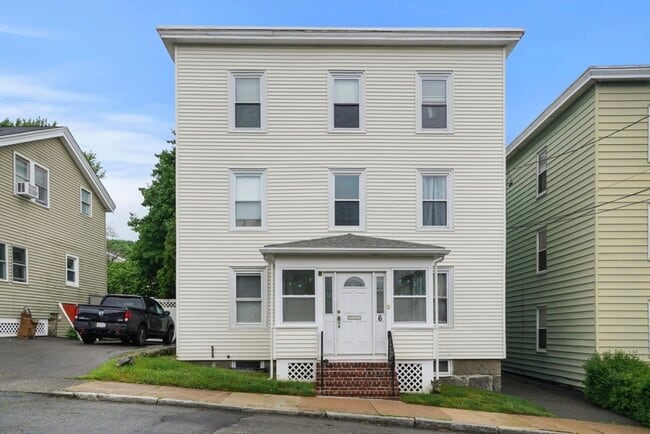 property at 6 Horton St