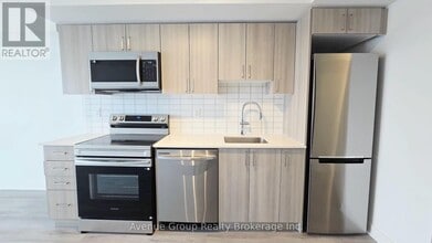 1010 Sandy Beach Rd in Pickering, ON - Building Photo - Building Photo