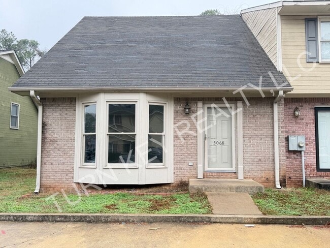 5068 Falling Creek Ln in Birmingham, AL - Building Photo - Building Photo
