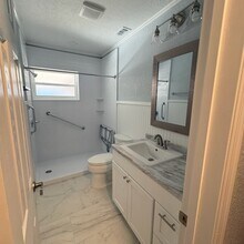 733 Oleander Dr SE in Winter Haven, FL - Foto de edificio - Building Photo