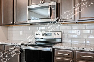 17817 W Country Club Terrace in Surprise, AZ - Building Photo - Building Photo