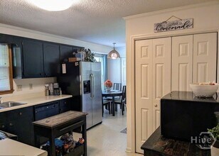 1030 Cherokee Cir in Athens, GA - Building Photo - Building Photo