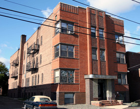 82 Chestnut St in Rutherford, NJ - Building Photo - Building Photo