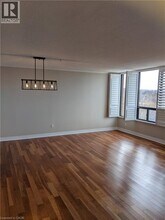 99 Donn Ave in Hamilton, ON - Building Photo - Building Photo