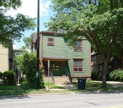 805 E Huron St in Ann Arbor, MI - Building Photo - Building Photo