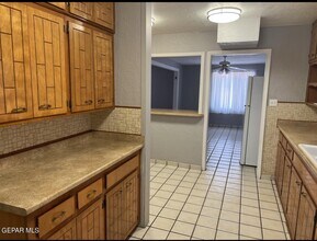 6447 Navajo Ave in El Paso, TX - Building Photo - Building Photo