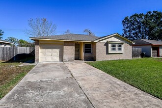 4926 Ridgestone St in Houston, TX - Building Photo - Building Photo