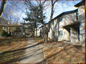 Valley Wood Apartments in Toronto, ON - Building Photo - Building Photo