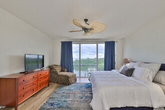 1593 Pinellas Bayway S in St. Petersburg, FL - Building Photo - Building Photo