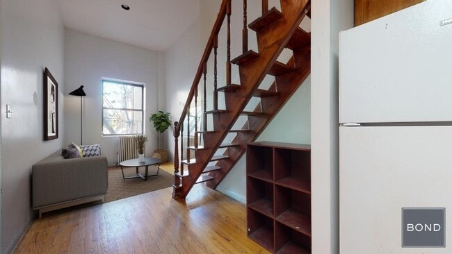property at 29 St Marks Pl