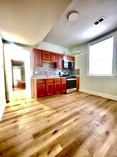 7939 S Justine St in Chicago, IL - Building Photo - Building Photo