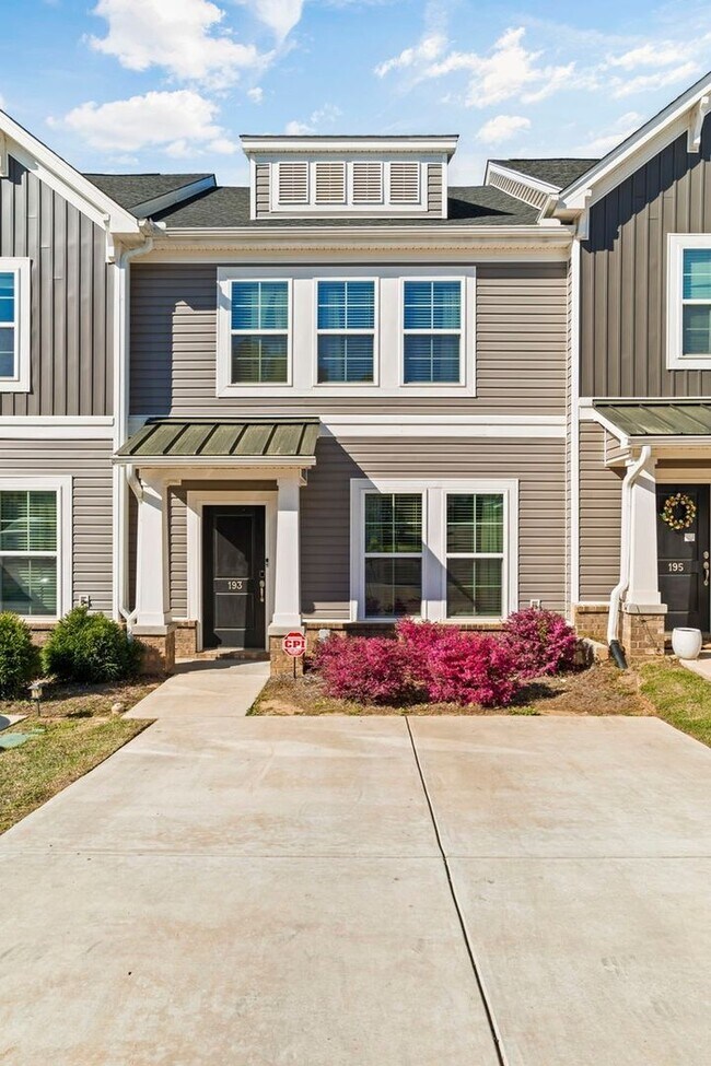 193 Northwood St in Columbia, SC - Foto de edificio - Building Photo